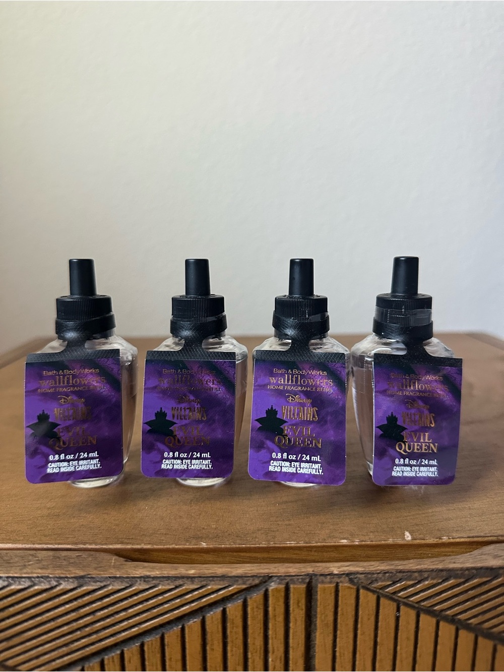X4 Bath & Body works VILLAINS EVIL QUEEN wallflower scent refills NEW